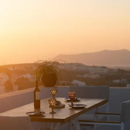 Вилла Bliss Mansion With Sunset View & Swimming Pool Пиргос