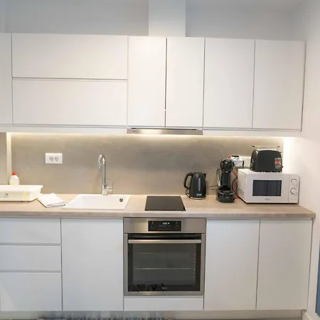 Bliss Mansion With Sunset View & Swimming Pool Пиргос