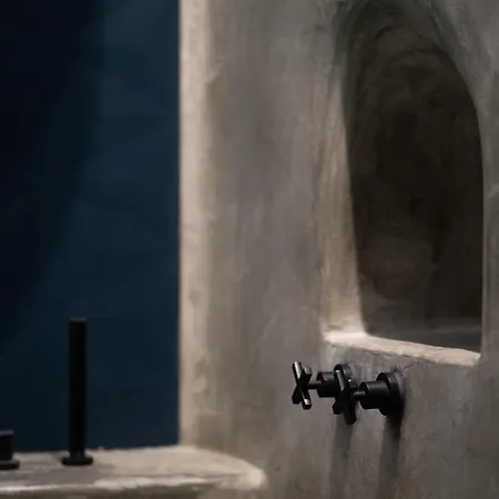 Вилла Bliss Mansion With Sunset View & Swimming Pool Пиргос