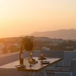别墅 Sunset View With Swimming Pool & Heated Jacuzzi Pýrgos