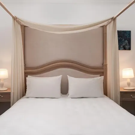 Villa Bliss Mansion With Sunset View & Swimming Pool *