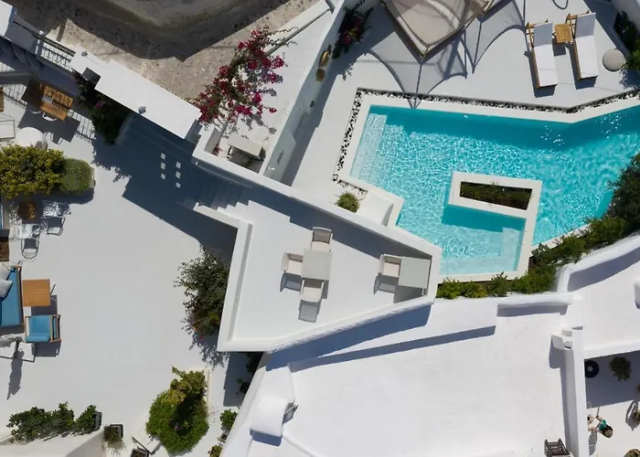 Villa Bliss Mansion With Sunset View & Swimming Pool *